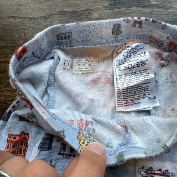 Gap Star Wars and city pajama bundle 12-18month - Picture 12 of 15